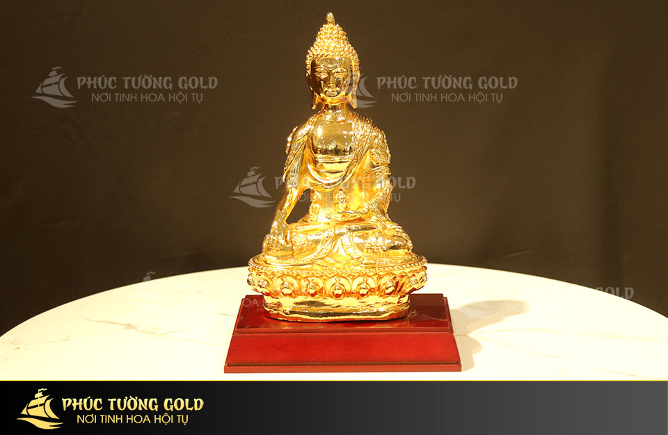 Tam thế Phật mạ vàng 24k