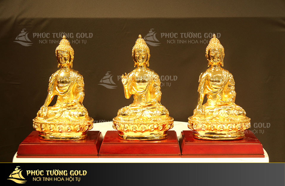 Tam thế Phật mạ vàng 24k