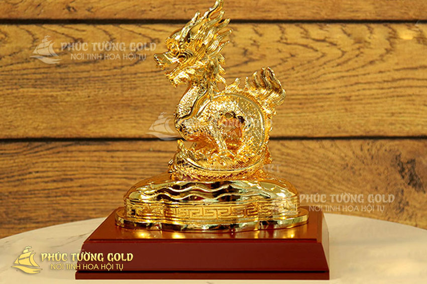 tượng rồng mạ vàng, quà tặng khách hàng nước ngoài