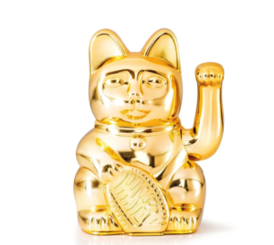Tượng linh vật mèo thần tài Maneki Neko mạ vàng 24K được các doanh nhân, doanh nghiệp trưng bày trong phòng làm việc, cửa hàng - phuctuonggold-com