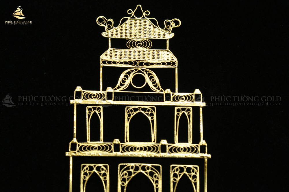 Tranh 'tháp Rùa, hồ Gươm' mạ vàng 24k - TR05 3