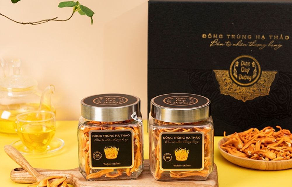 qua-mung-tho-60-tuoi-dong-trung-ha-thao