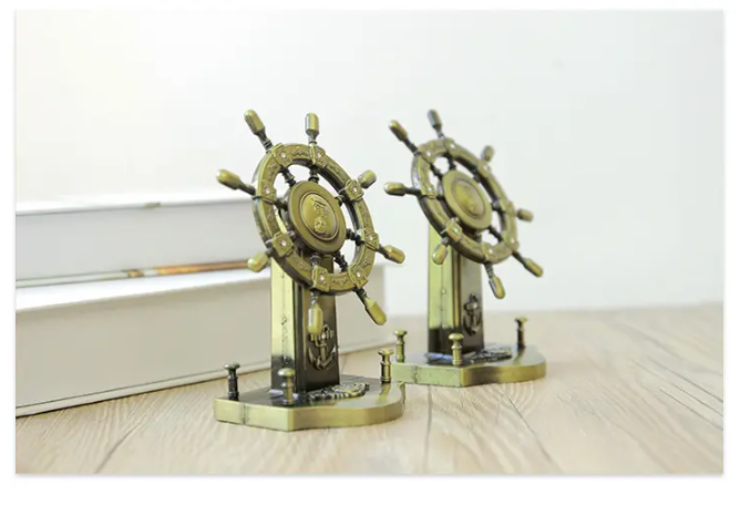 Bánh lái thuyền như sự nhắc nhở bản thân cần kiểm soát tốt hơn để hướng tới mục tiêu lâu dài, xa rộng - phuctuonggold-com