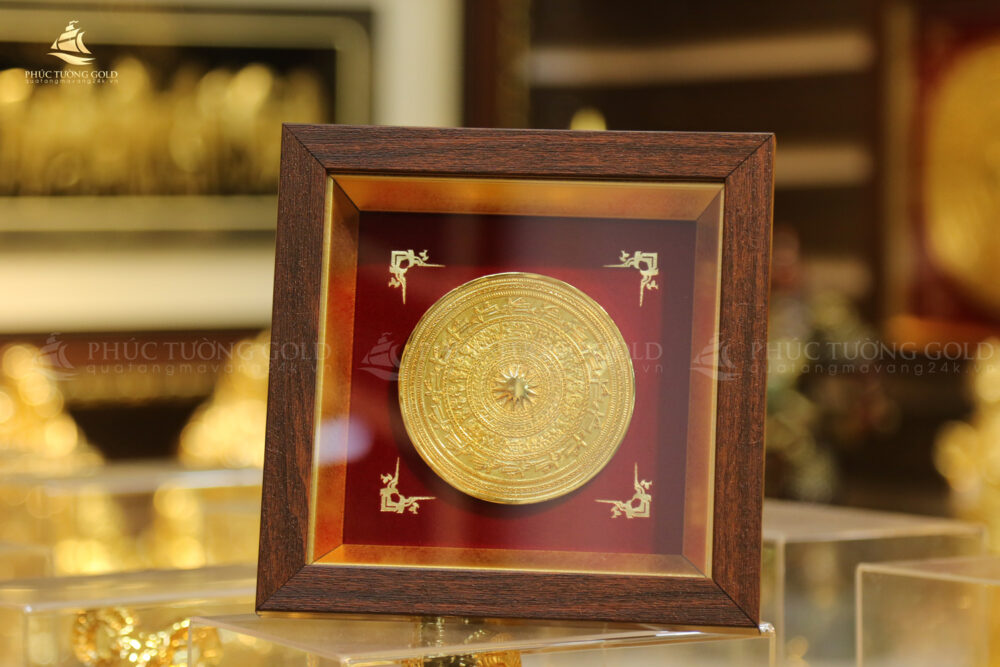 Tranh trống đồng Đông Sơn mạ vàng 24k để bàn - TD02 5