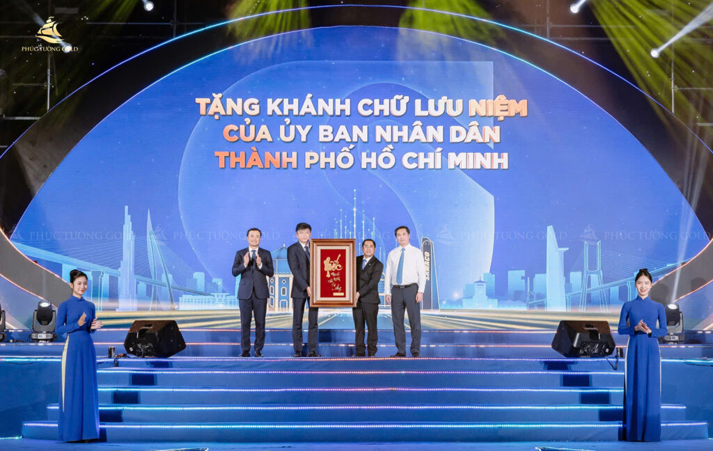 ubnd-tp-hcm-tang-cong-ty-sawaco