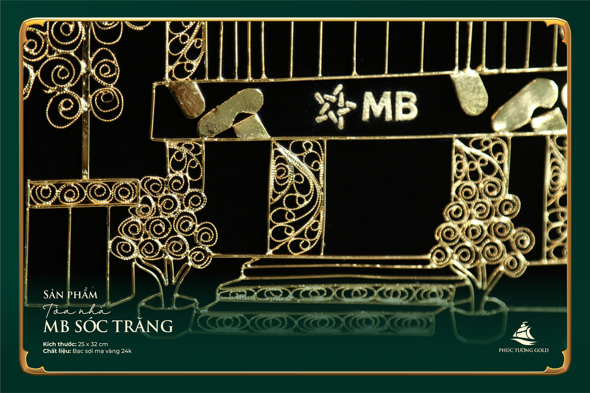 Hoàn thiện tranh bạc mạ vàng cho ngân hàng MB chi nhánh Sóc Trăng 2